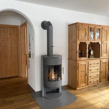 Ferienwohnung Mit Idyllischer Aussicht クロスタース エクステリア 写真