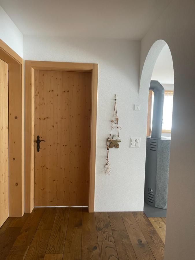 Ferienwohnung Mit Idyllischer Aussicht クロスタース エクステリア 写真