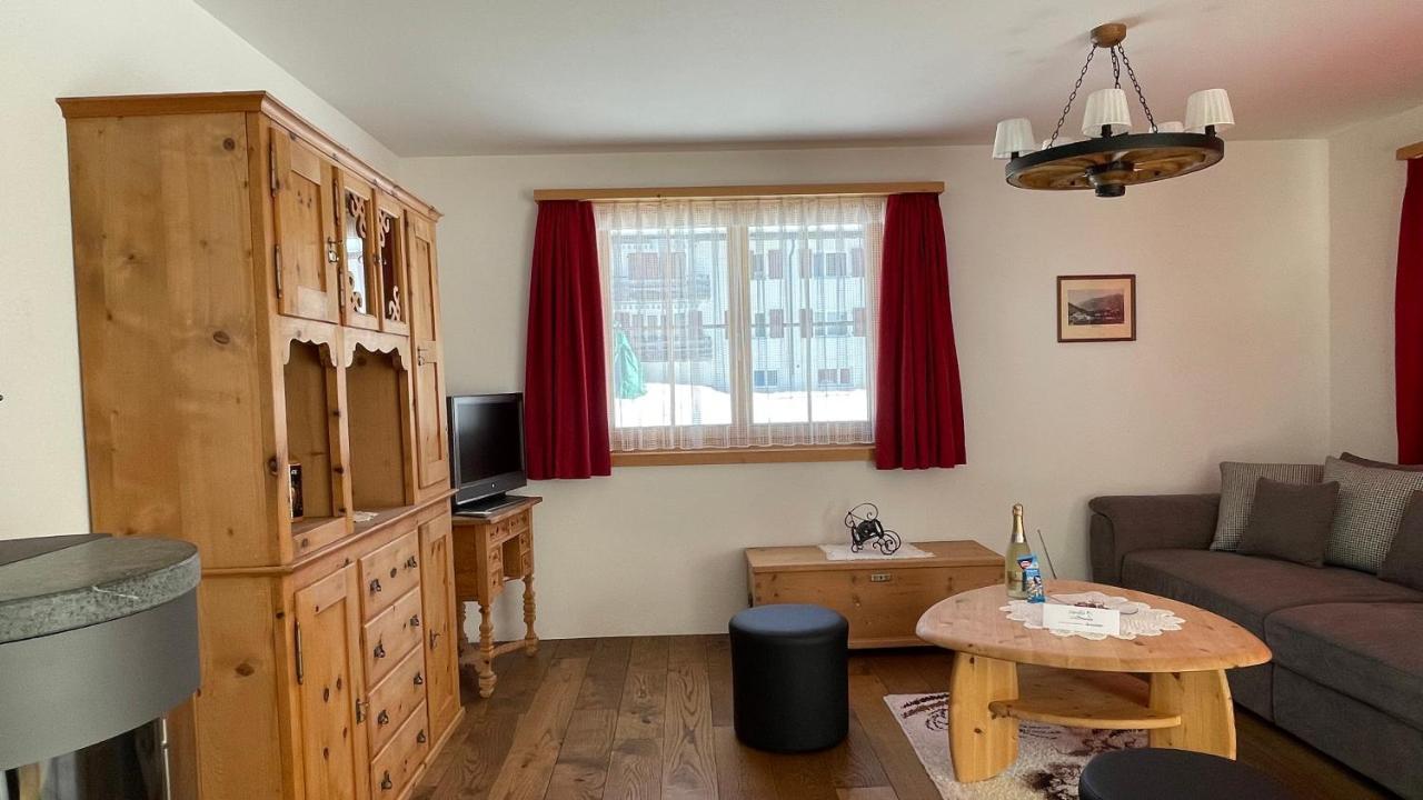 Ferienwohnung Mit Idyllischer Aussicht クロスタース エクステリア 写真