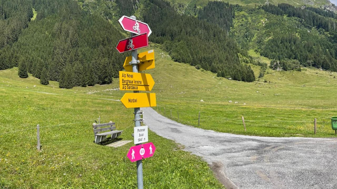 Ferienwohnung Mit Idyllischer Aussicht クロスタース エクステリア 写真